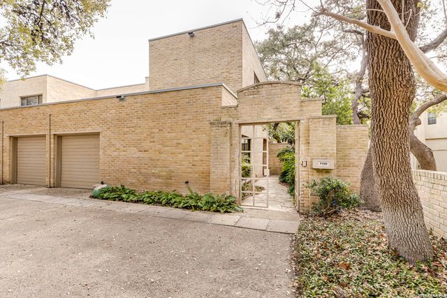 7110 Poniente, San Antonio, TX 78209