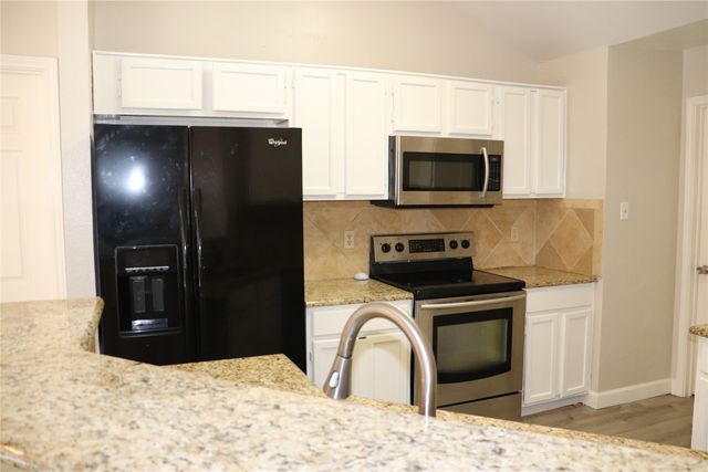 1600 Mountain Side Drive, Allen, TX 75002
