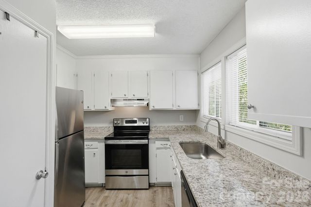 12023 Rock Canyon Drive, Charlotte, NC 28226