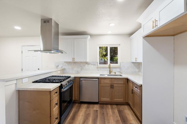 840 S Gertrude Ave, Stockton, CA 95215