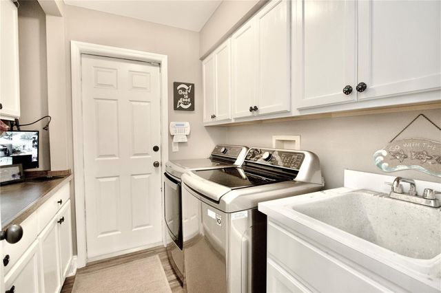 2920 MEADOWOOD DRIVE, New Port Richey, FL 34655