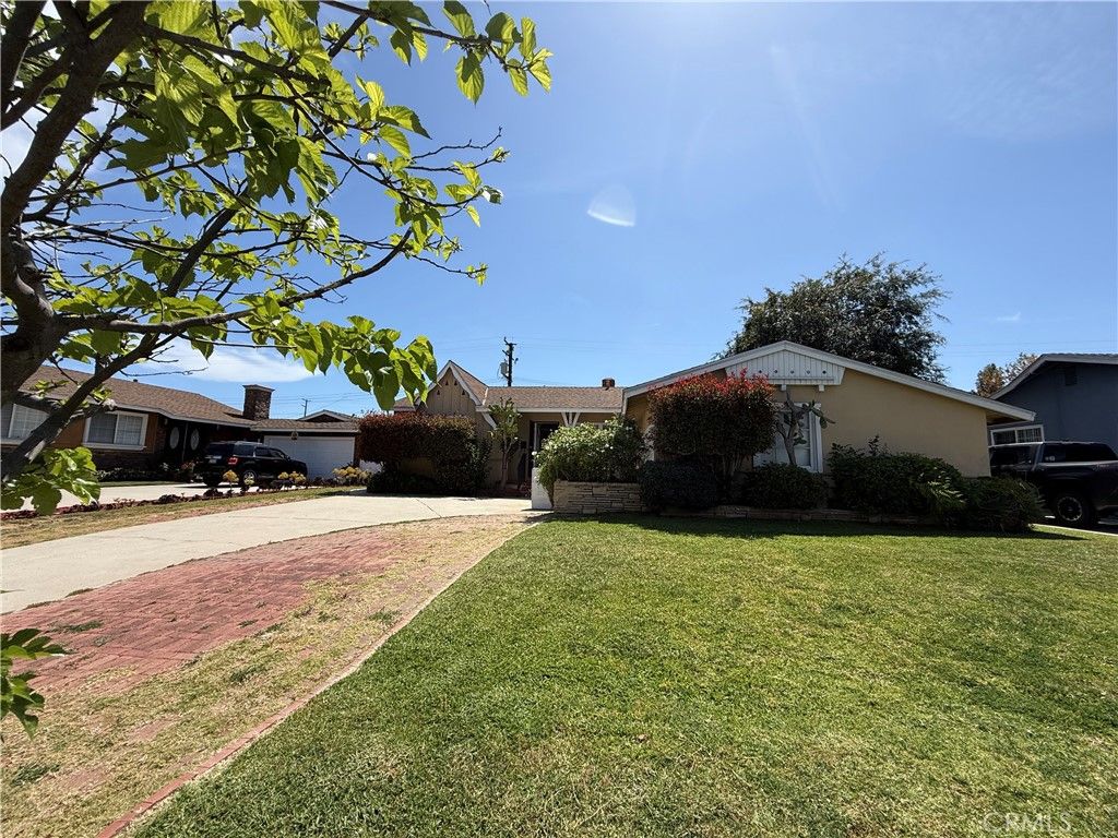 14528 Bora, La Mirada, CA 90638