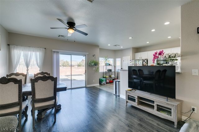 3816 Hollycroft Drive, North Las Vegas, NV 89081