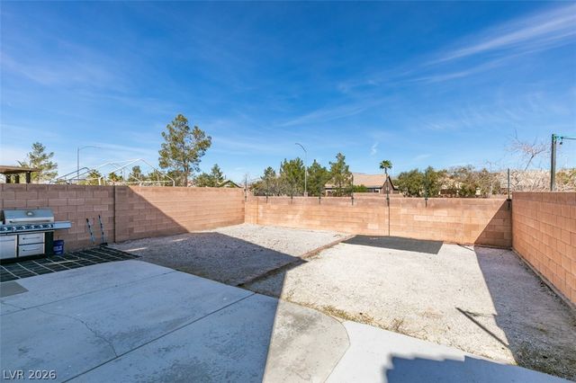3816 Hollycroft Drive, North Las Vegas, NV 89081