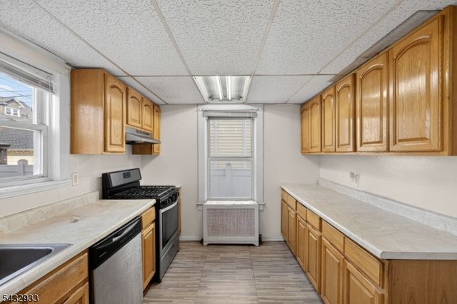 250 Powers St, New Brunswick City, NJ 08901