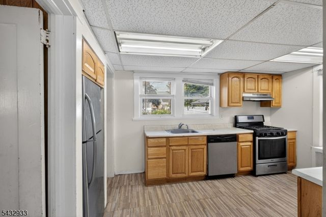 250 Powers St, New Brunswick City, NJ 08901
