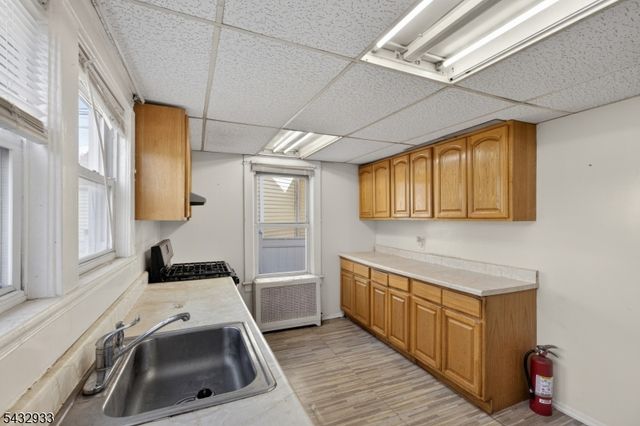 250 Powers St, New Brunswick City, NJ 08901