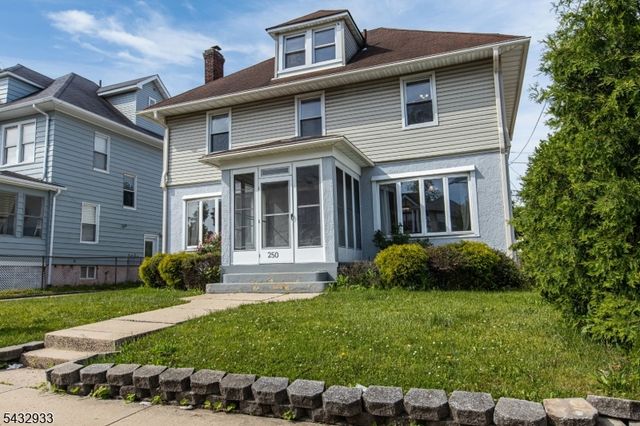 250 Powers St, New Brunswick City, NJ 08901