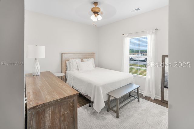 335 Sweetbay Dr, Hardeeville, SC 29927