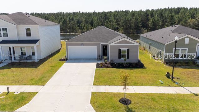 335 Sweetbay Dr, Hardeeville, SC 29927