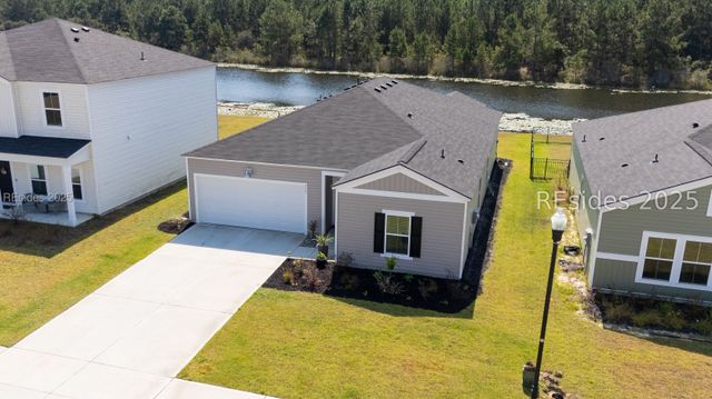 335 Sweetbay Dr, Hardeeville, SC 29927