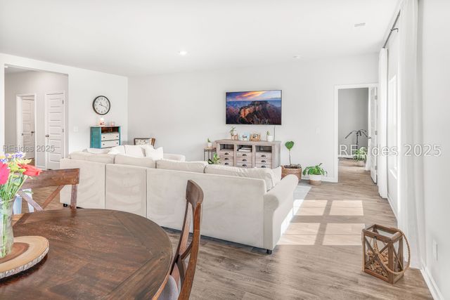 335 Sweetbay Dr, Hardeeville, SC 29927