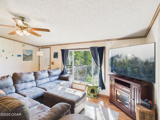 3444 Douglas Fir Road, Loma Linda, MO 64804