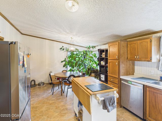 3444 Douglas Fir Road, Loma Linda, MO 64804