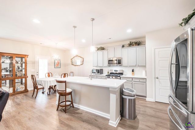 100 Davids Place Drive, Warner Robins, GA 31088
