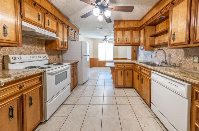 4828 73rd Street, Lubbock, TX 79424