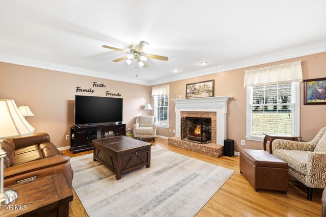 1245 Kendrick Creek Road, Kingsport, TN 37663