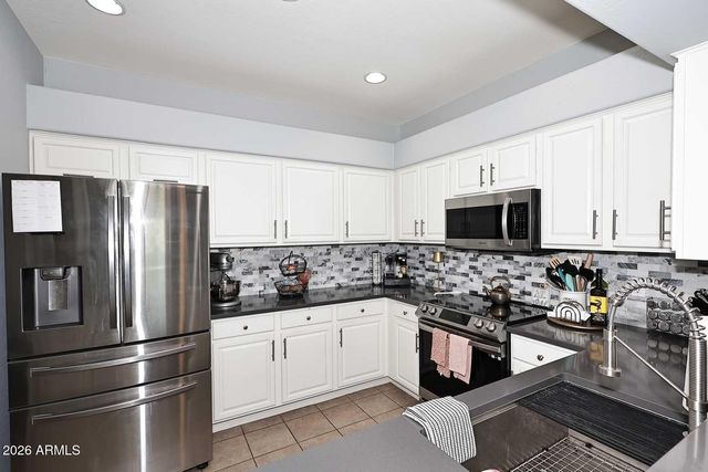 16307 E ARROW Drive 205, Fountain Hills, AZ 85268