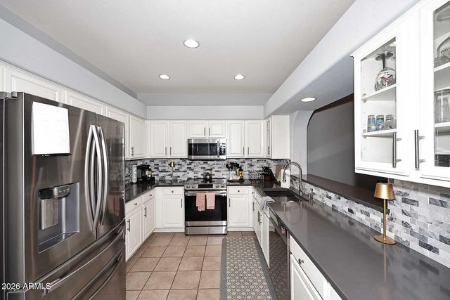16307 E ARROW Drive 205, Fountain Hills, AZ 85268