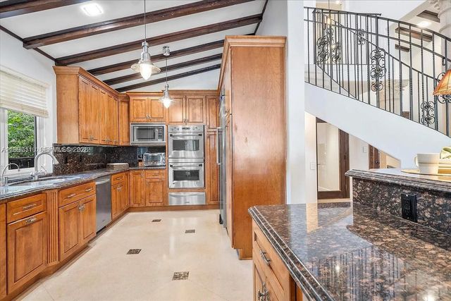 800 SW 12th, Fort Lauderdale, FL 33312