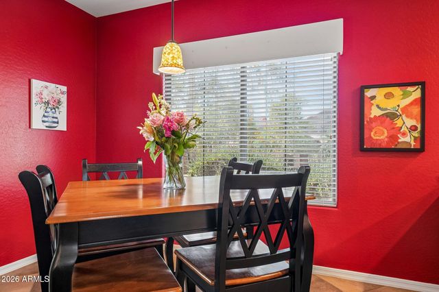 3713 W VIVIAN Court, Phoenix, AZ 85086