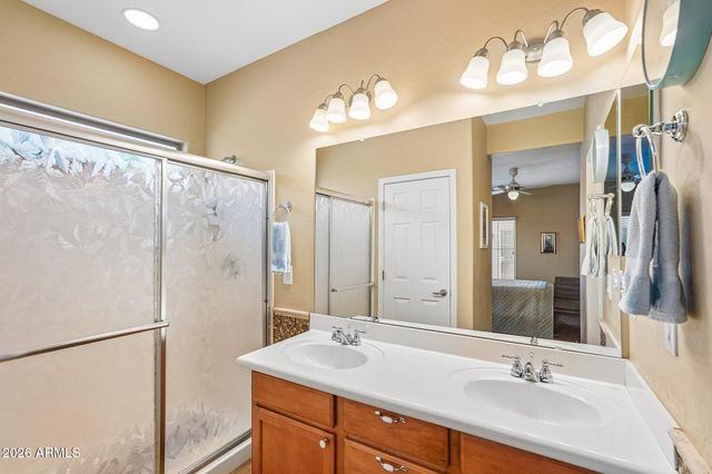 3713 W VIVIAN Court, Phoenix, AZ 85086