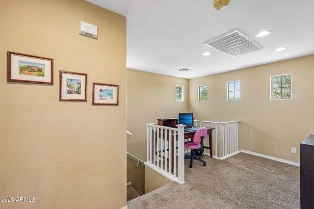3713 W VIVIAN Court, Phoenix, AZ 85086