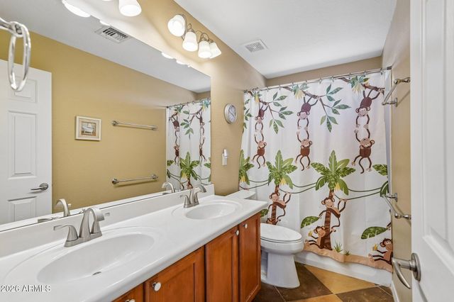 3713 W VIVIAN Court, Phoenix, AZ 85086