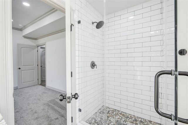 52 Leeder Court, Lake Jackson, TX 77566