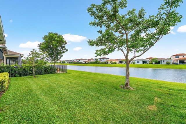 16070 Key Biscayne Lane, Westlake, FL 33470