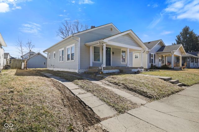 65 S 8th Avenue, Beech Grove, IN 46107