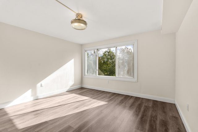 75 Colonel Bell Dr 12, Brockton, MA 02301