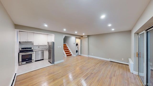 67-39 Clyde Street A, Forest Hills, NY 11375