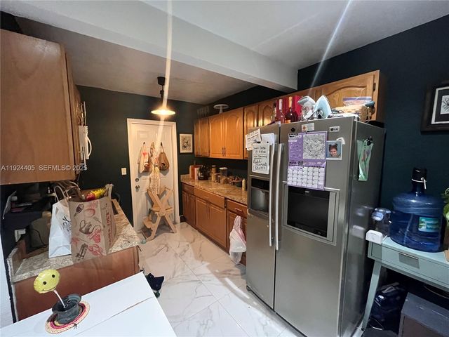 55 NW 44 ST, Miami, FL 33127