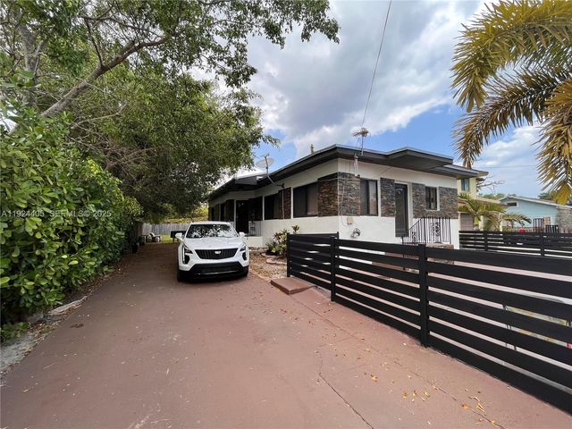 55 NW 44 ST, Miami, FL 33127