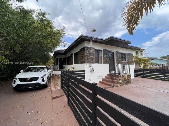 55 NW 44 ST, Miami, FL 33127