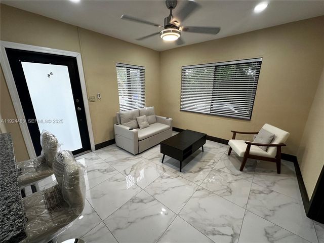 55 NW 44 ST, Miami, FL 33127