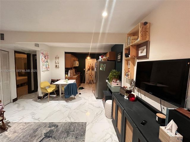 55 NW 44 ST, Miami, FL 33127