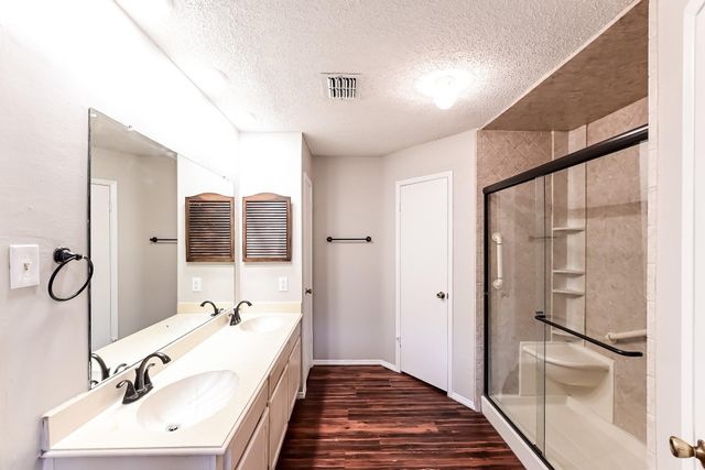 6019 Coachgate Drive, Spring, TX 77373