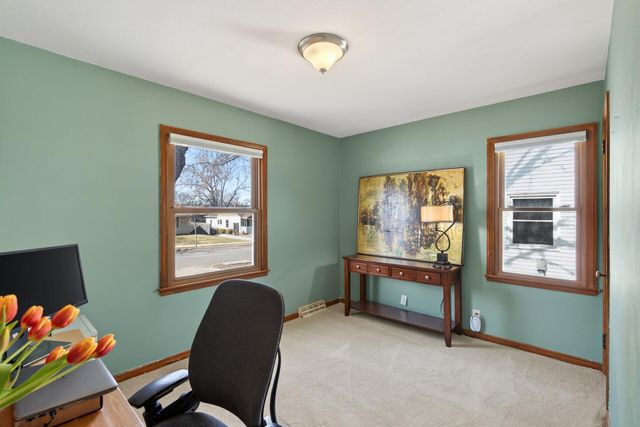 3125 Utah Avenue S, Saint Louis Park, MN 55426