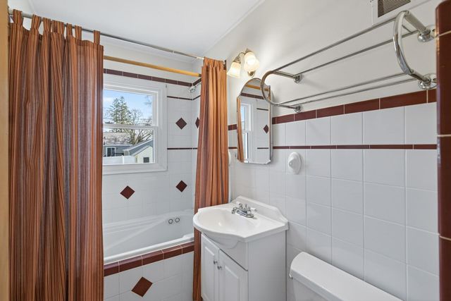 3125 Utah Avenue S, Saint Louis Park, MN 55426