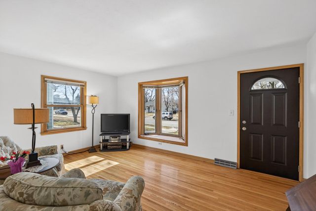 3125 Utah Avenue S, Saint Louis Park, MN 55426