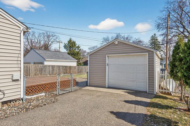 3125 Utah Avenue S, Saint Louis Park, MN 55426