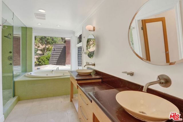 1288 Calle De Sevilla, Pacific Palisades, CA 90272