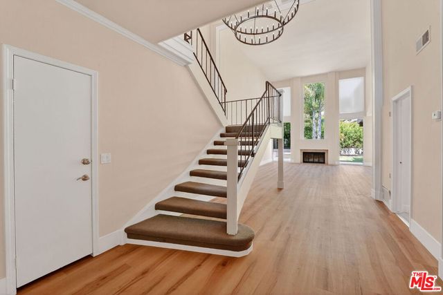 1288 Calle De Sevilla, Pacific Palisades, CA 90272