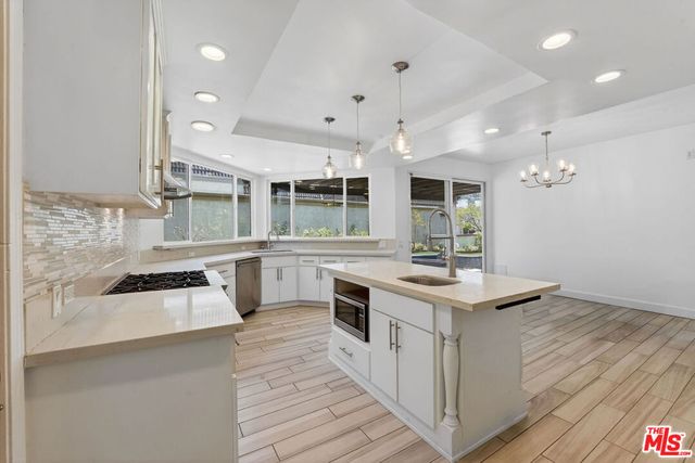 1288 Calle De Sevilla, Pacific Palisades, CA 90272