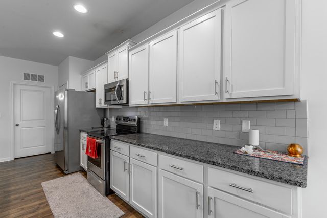 212 Huntley Meadows Drive 55, Rossville, GA 30741