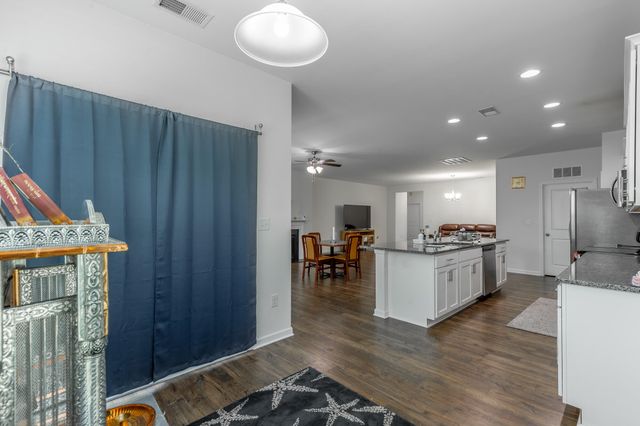 212 Huntley Meadows Drive 55, Rossville, GA 30741