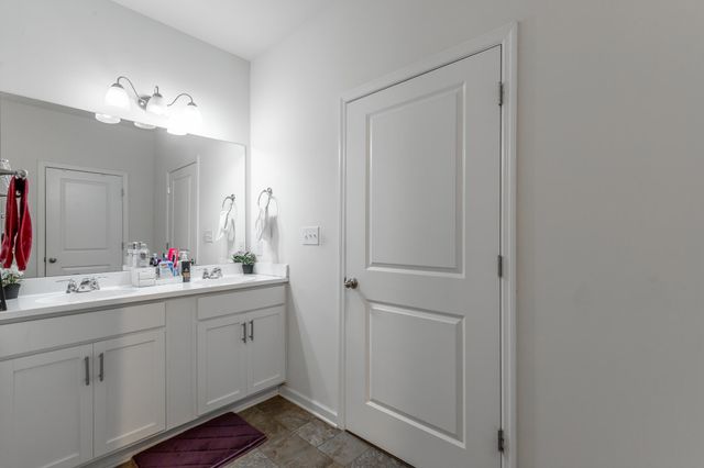 212 Huntley Meadows Drive 55, Rossville, GA 30741