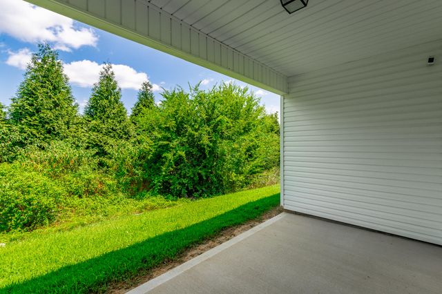 212 Huntley Meadows Drive 55, Rossville, GA 30741